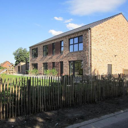 NeerpeltDe Hoog Velden 11公寓 外观 照片