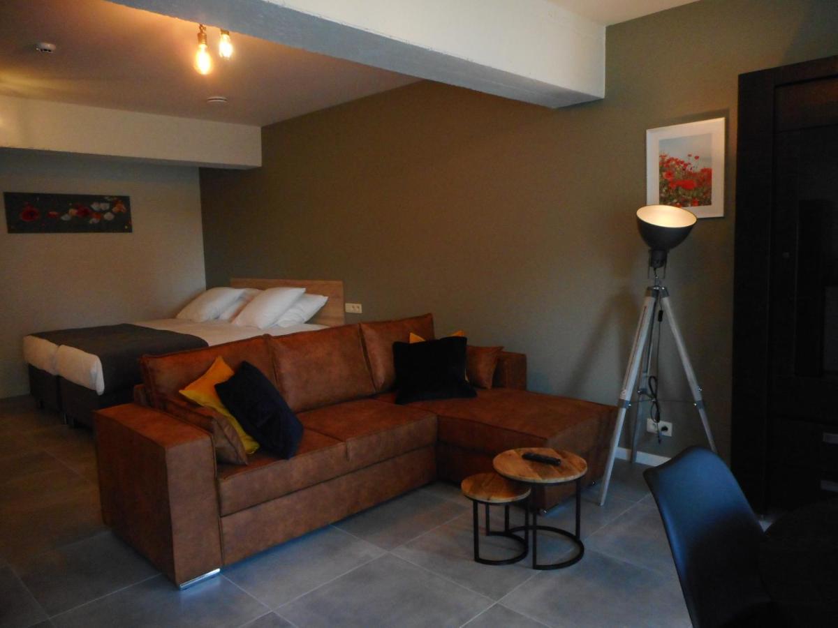 NeerpeltDe Hoog Velden 11公寓 外观 照片